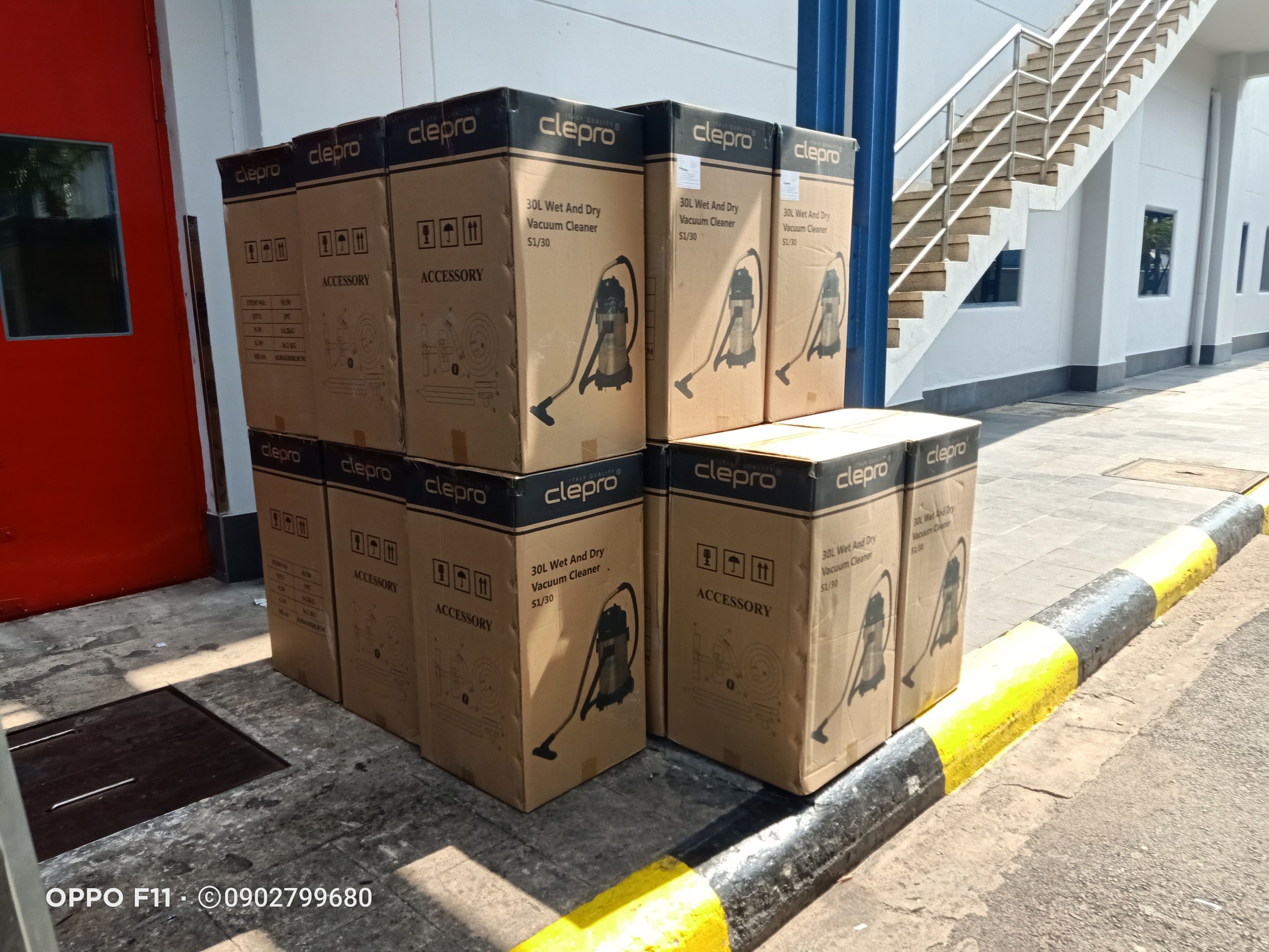 Sử dụng máy hút bụi công nghiệp: Chi tiết, Hiệu quả, An toàn [2025]