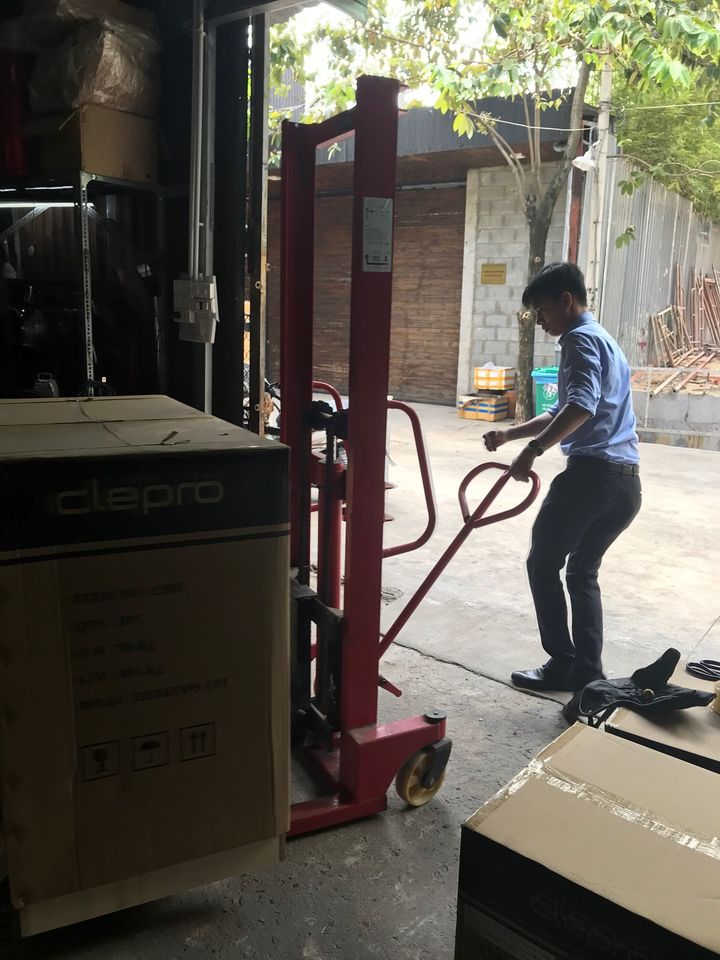 máy chà sàn liên hợp