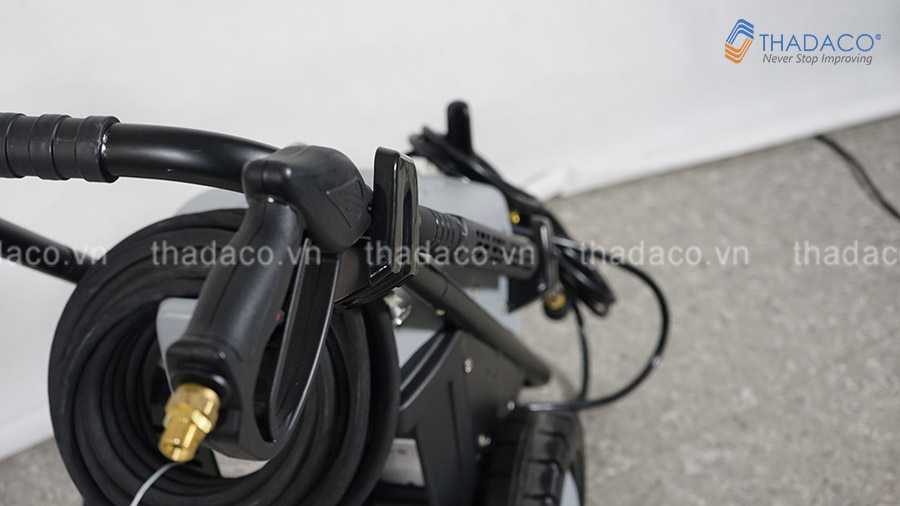 FASA TURKAN 1515LP, may rua xe gia re, may phun ap luc fasa