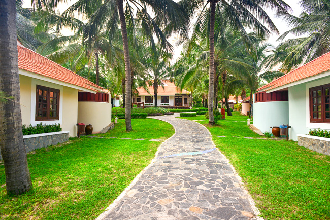 xe quet rac resort gia re