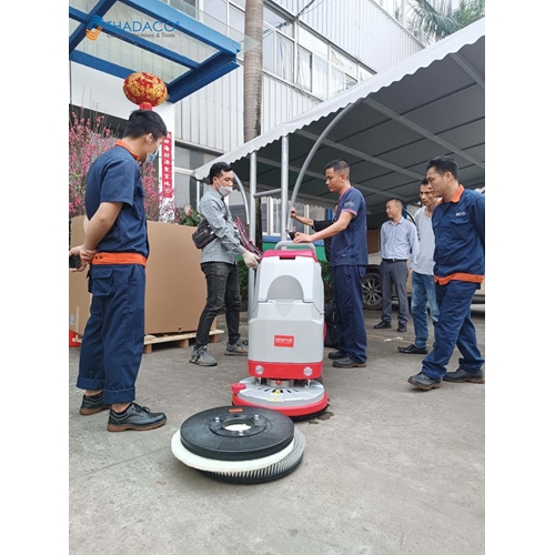 Máy chà sàn công nghiệp liên hợp Kenper S520B 11