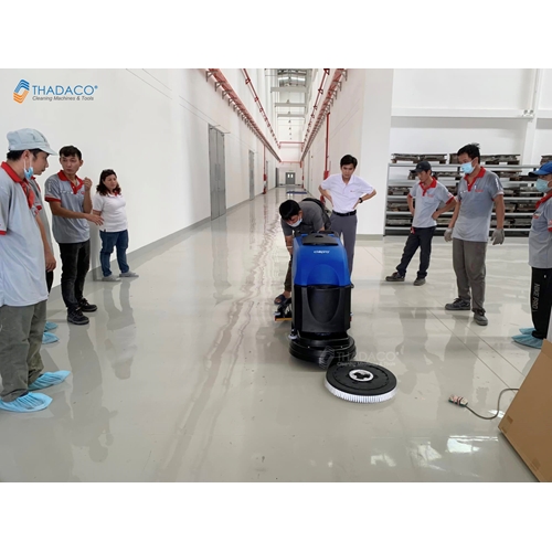 Máy chà sàn công nghiệp liên hợp CLEPRO C50E 11