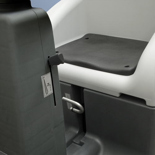 Máy chà sàn liên hợp ngồi lái LAVOR COMFORT XXS 66BT 1