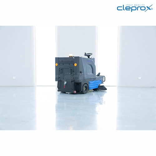 Xe quét rác công nghiệp ngồi lái CleproX SX-150 5