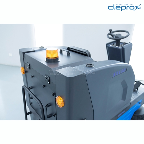 Xe quét rác công nghiệp ngồi lái CleproX SX-150 6