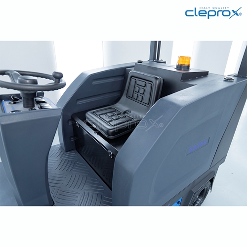 Xe quét rác công nghiệp ngồi lái CleproX SX-200 7
