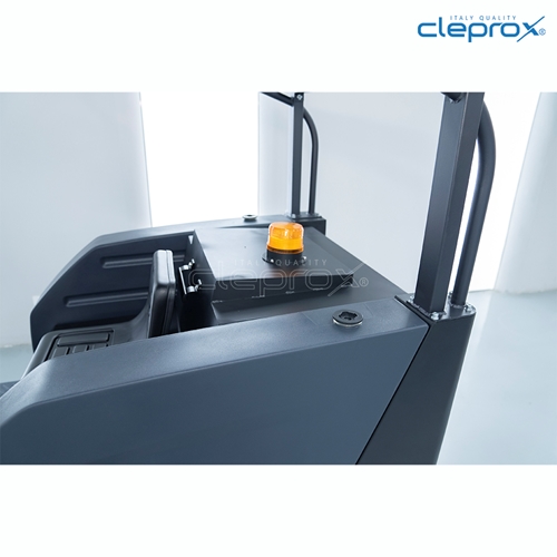 Xe quét rác công nghiệp ngồi lái CleproX SX-200 5
