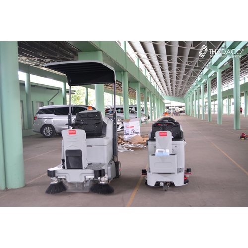 Xe quét rác ngồi lái Kenper TORNADO 710BD 19